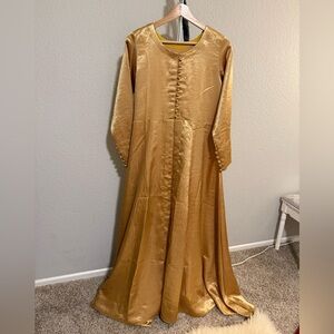 Elegant Gold Long Sleeve Dress